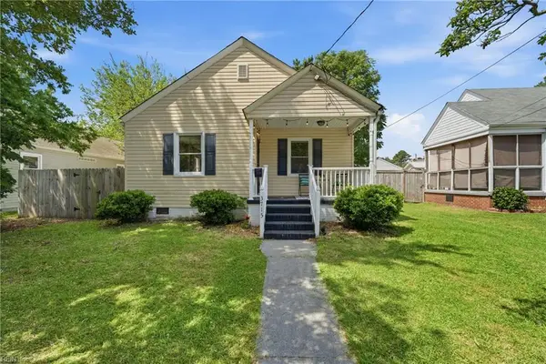 3715 Essex Circle, Norfolk, VA 23513