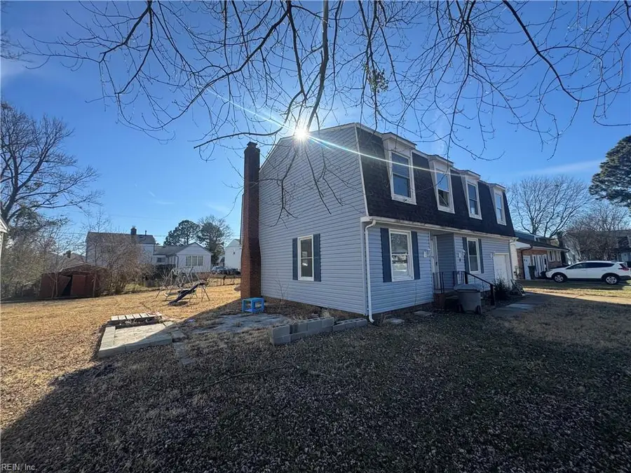 8 Pasadena Court, Hampton, VA 23666 - #2