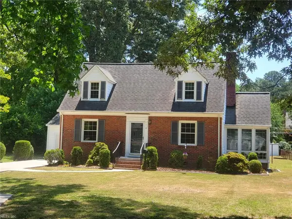 44 Cedar Lane, Newport News, VA 23601