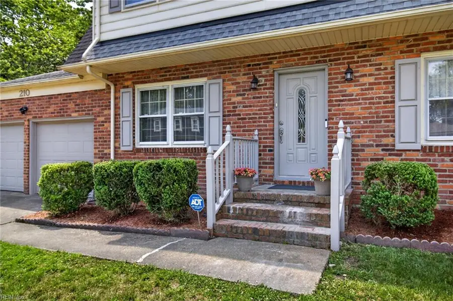 210 Custer Place, Newport News, VA 23608 - #3