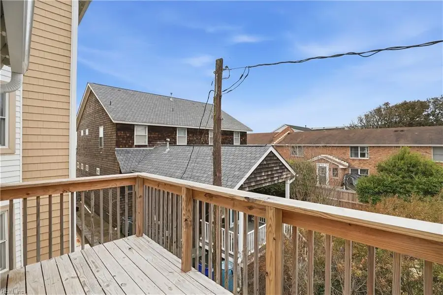 1634 E Ocean View 2e Avenue #2E, Norfolk, VA 23503 - #3