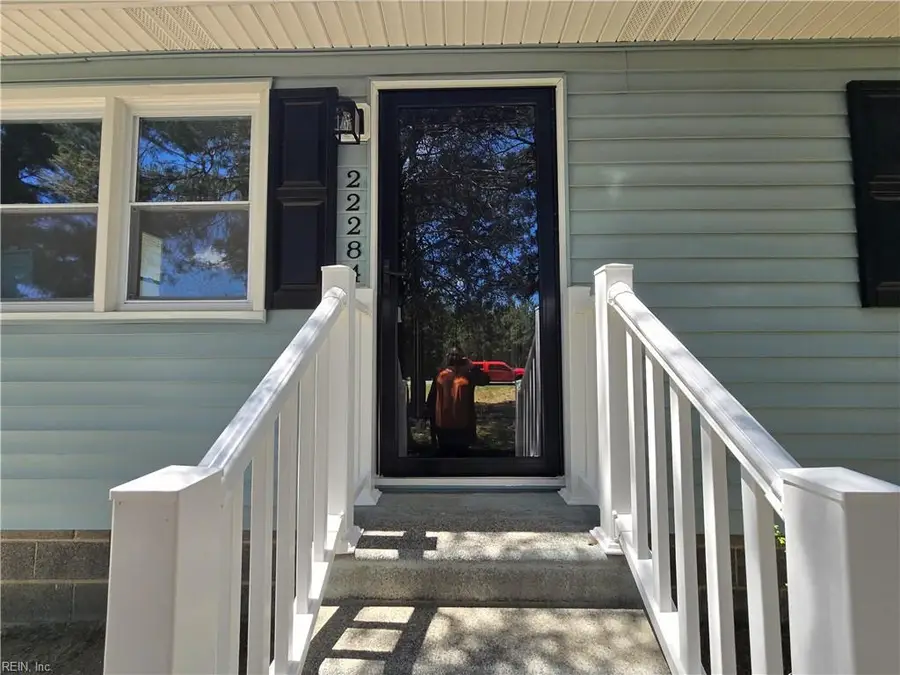 22284 Medicine Springs Road, Courtland, VA 23837 - #2