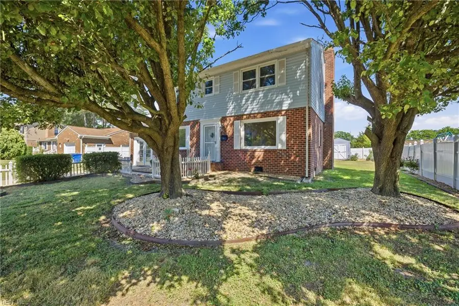 725 Arrowhead Drive, Newport News, VA 23601 - #2