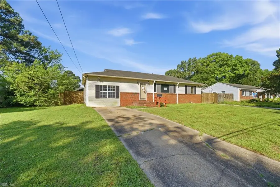 4909 Klamath Road, Virginia Beach, VA 23462 - #2