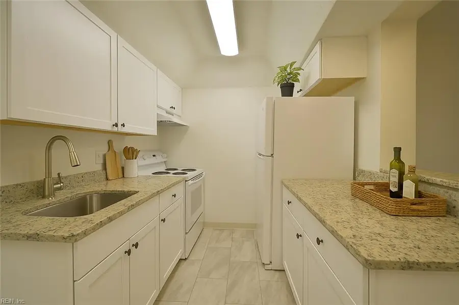 3 Davenport Court, Hampton, VA 23666 - #2
