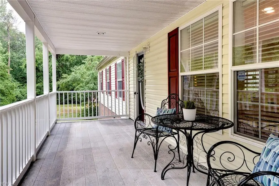 3154 Pond Lane, Gloucester, VA 23061 - #2