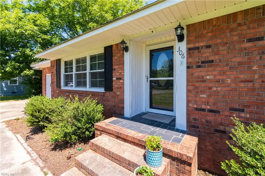 306 Jessup Street, Elizabeth City, NC 27909 - #3
