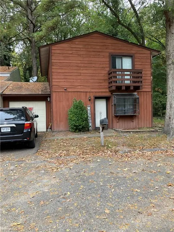 9 Lydney Circle, Chesapeake, VA 23320