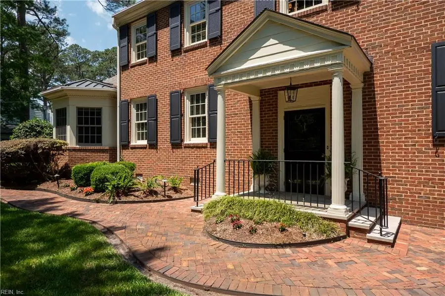 7634 N Shore Road, Norfolk, VA 23505 - #2