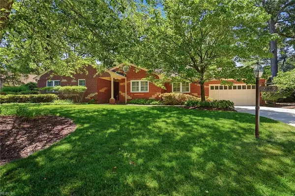 2809 N Kings Road, Virginia Beach, VA 23452