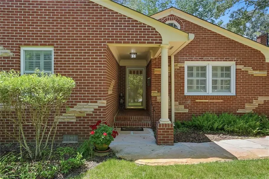 2809 N Kings Road, Virginia Beach, VA 23452 - #2
