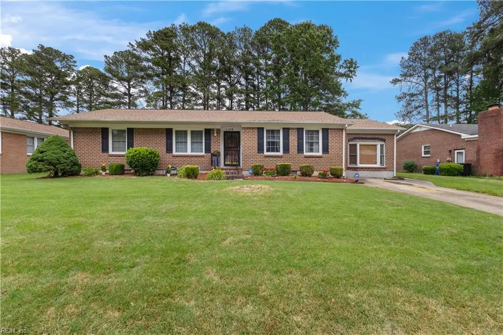 1116 Lakeview Drive, Portsmouth, VA 23701 - #1