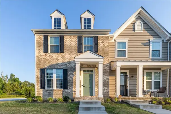 281 Goldenstar Lane, Portsmouth, VA 23701