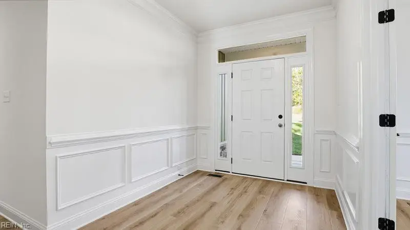 303 Warwick Crossing, Smithfield, VA 23430 - #3