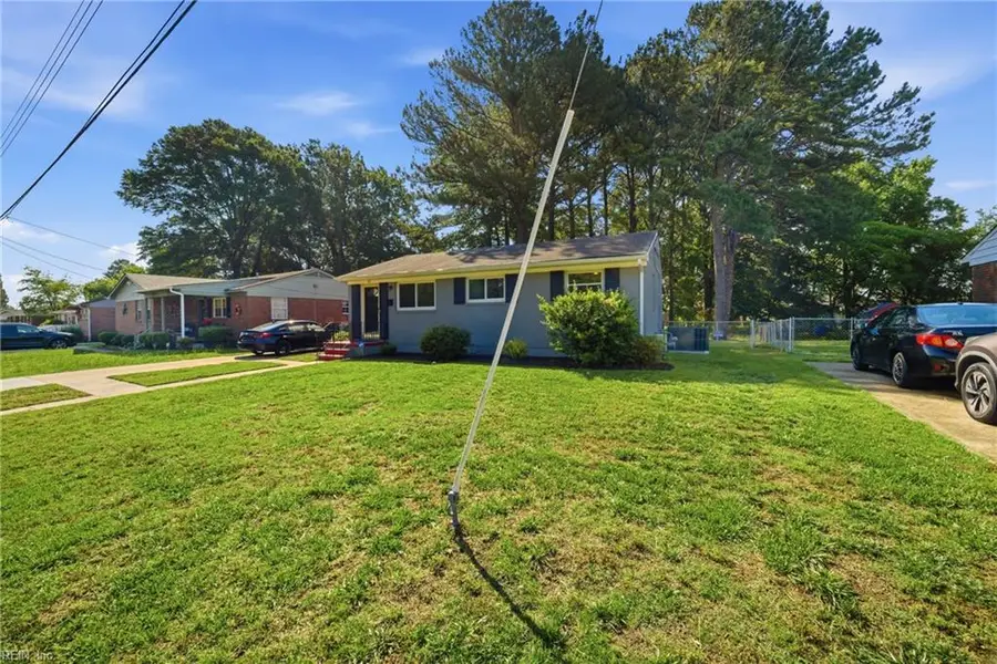 711 Cavalier Boulevard, Portsmouth, VA 23701 - #3