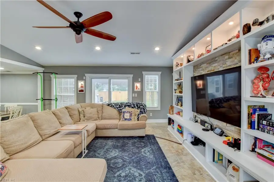 3217 Bow Creek Boulevard, Virginia Beach, VA 23452 - #2