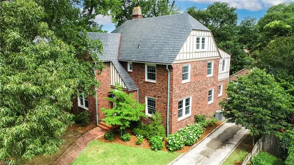 7420 N Shore Road, Norfolk, VA 23505