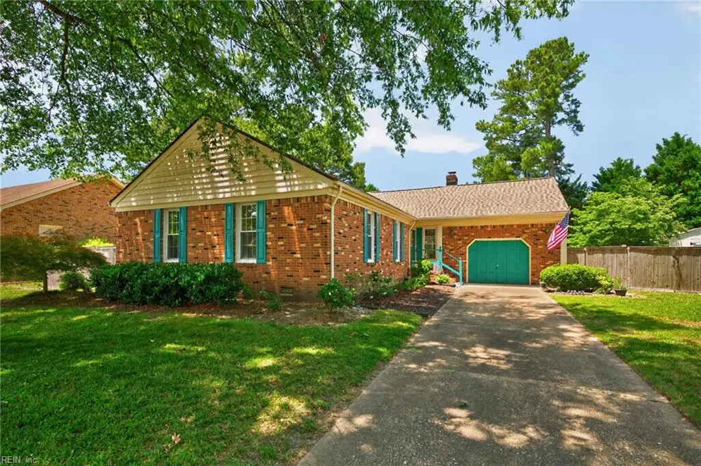 408 Woodbridge Drive, Chesapeake, VA 23322 - #1