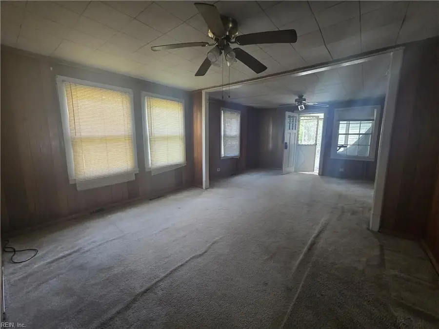 1400 Victory Boulevard, Portsmouth, VA 23702 - #2
