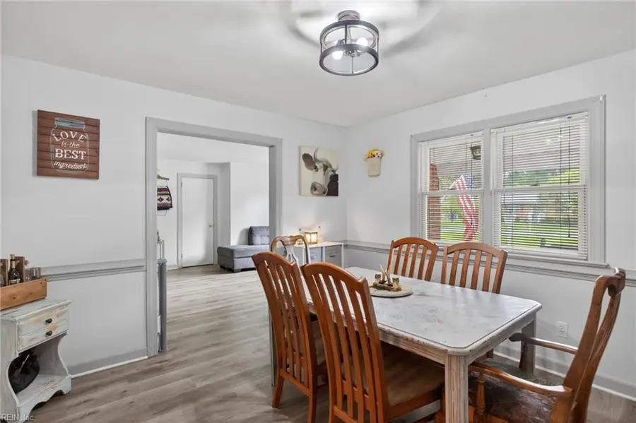 537 Hillwell Road, Chesapeake, VA 23322 - #3