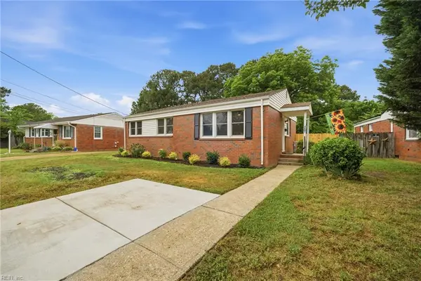 4007 Mayon Drive, Chesapeake, VA 23325