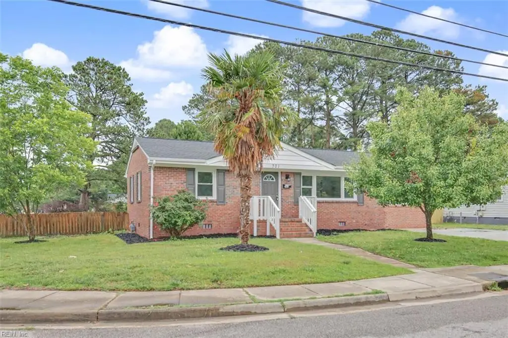 701 Sparrow Road, Chesapeake, VA 23325 - #1
