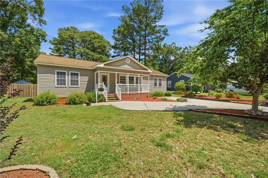 7 Bedford Road, Newport News, VA 23601 - #2