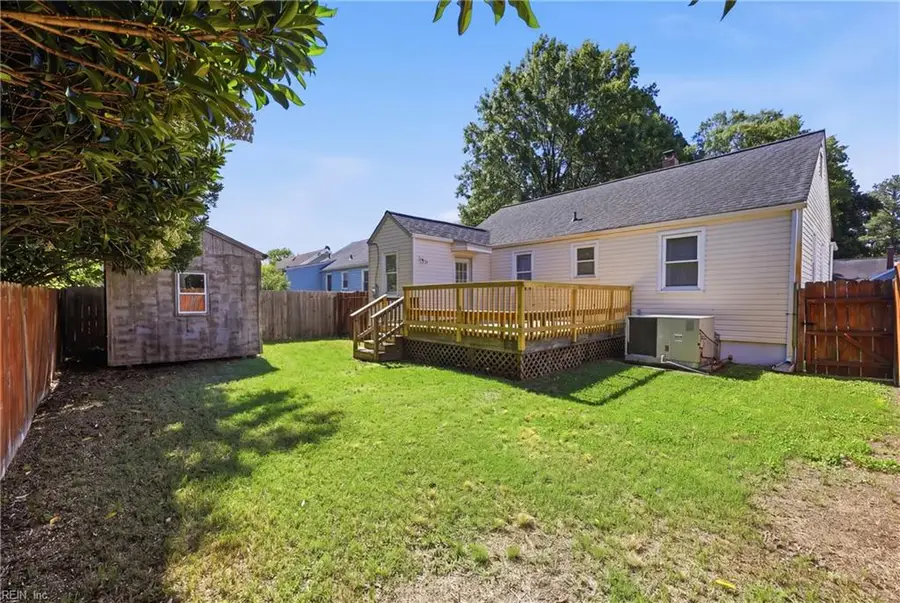 318 E Evans Street, Norfolk, VA 23503 - #3