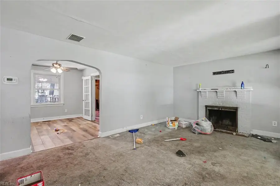 3586 Riverside Drive, Norfolk, VA 23503 - #2