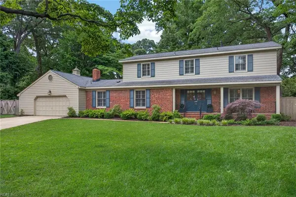 1902 Crestview Landing, Virginia Beach, VA 23454