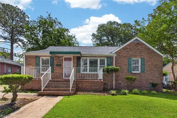4210 Mayflower Road, Norfolk, VA 23508