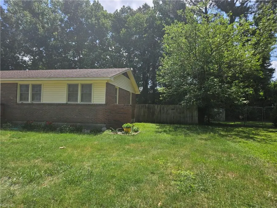 902 Chumley Road, Portsmouth, VA 23701 - #3