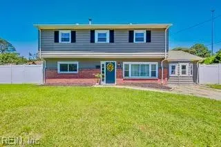 6112 Lockamy Lane, Norfolk, VA 23502
