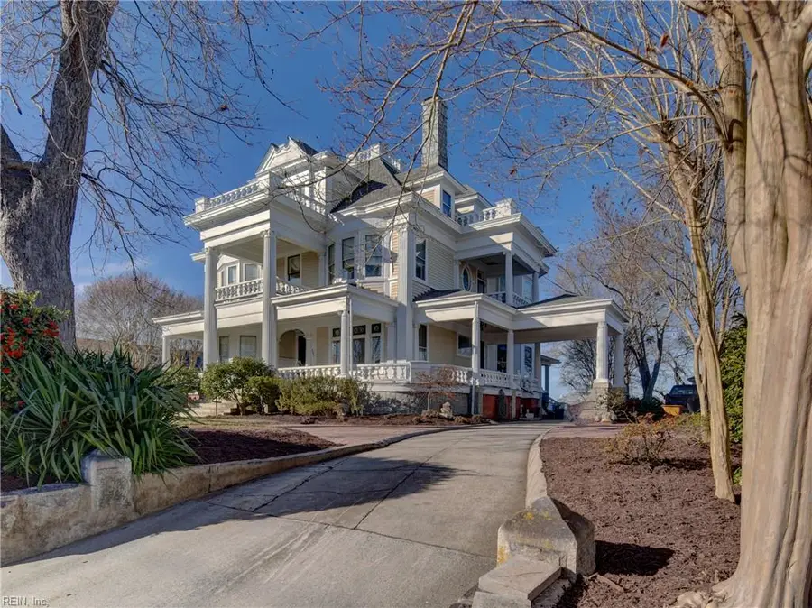 345 S Church Street, Smithfield, VA 23430 - #2