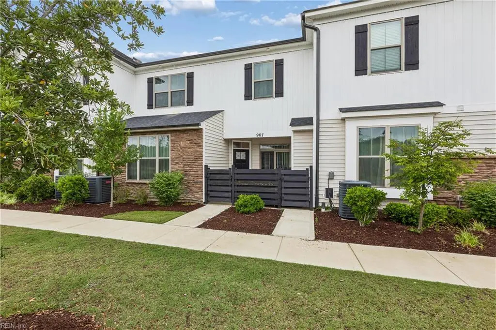 907 Kathy Ann Way W, Carrollton, VA 23314 - #1