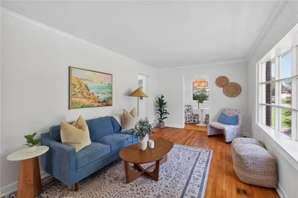 404 Eisenhower Circle, Portsmouth, VA 23701