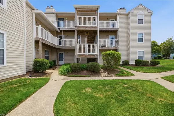 2129 Retreat Court, Virginia Beach, VA 23454