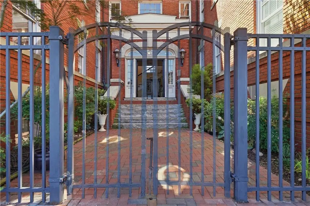 429 W York Street #3-D, Norfolk, VA 23510 - #1