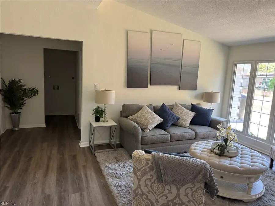 3841 Edinburgh Drive, Virginia Beach, VA 23452 - #3
