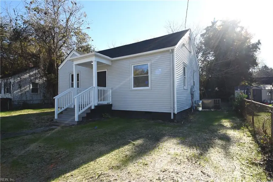 18 E Gilbert Street, Hampton, VA 23669 - #2