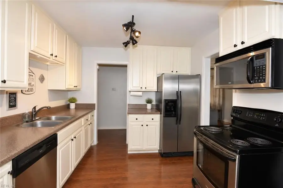 5928 Oetjen Boulevard, Norfolk, VA 23502 - #2