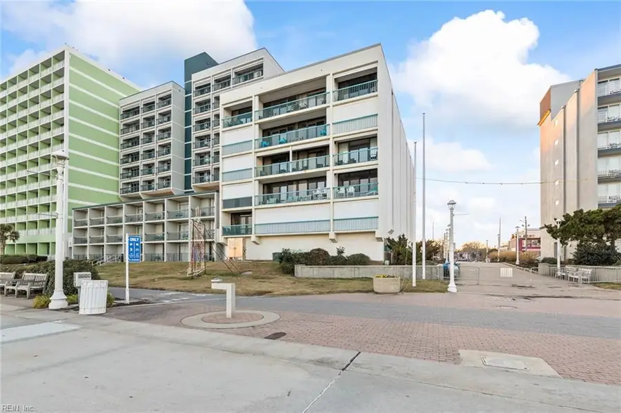 2113 Atlantic Avenue #4A, Virginia Beach, VA 23451 - #3