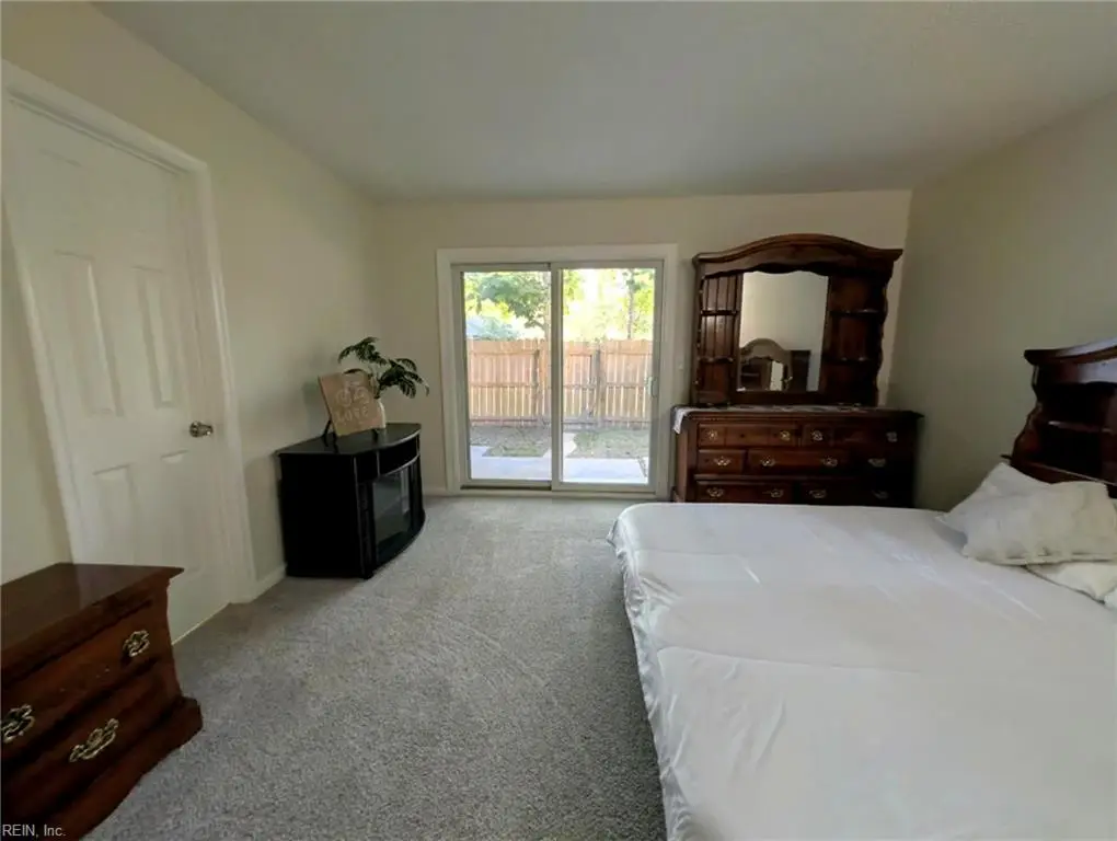 1158 Hillock Crossing, Virginia Beach, VA 23455 - #1