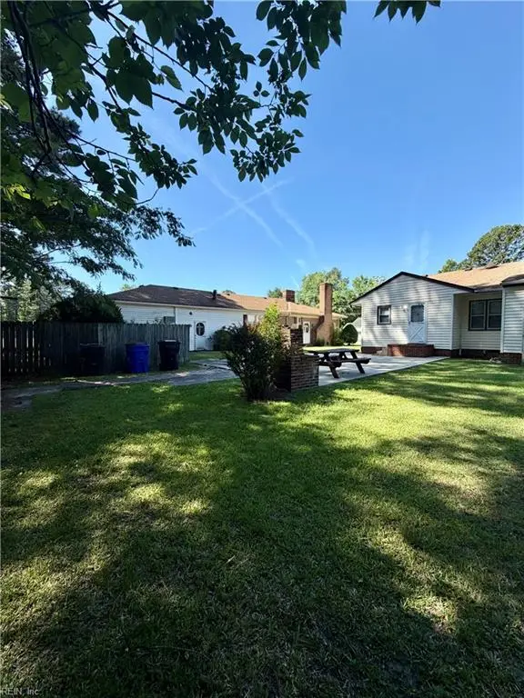 213 S College Drive, Franklin, VA 23851 - #2