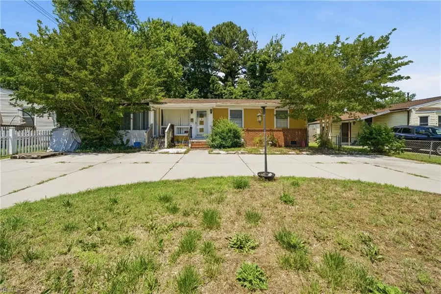 1009 79th Street, Newport News, VA 23605 - #2