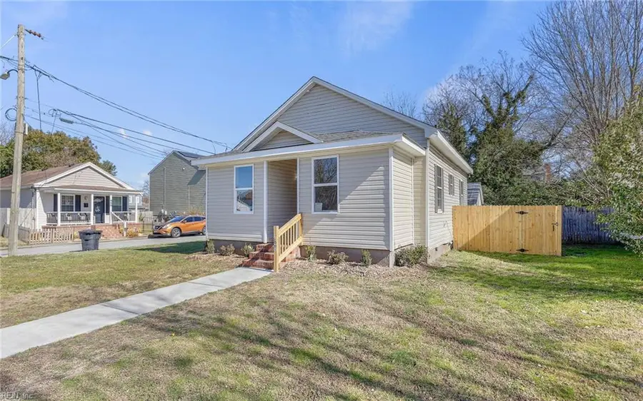 2001 Peach Street, Portsmouth, VA 23704 - #2