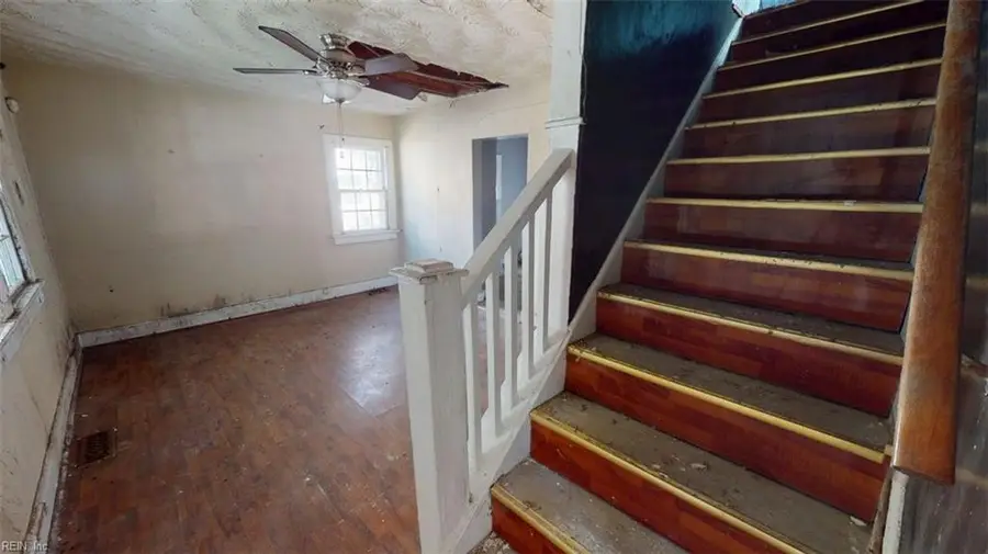 126 Channing Avenue, Portsmouth, VA 23702 - #2