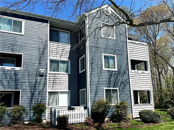 298 Nantucket Place, Newport News, VA 23606