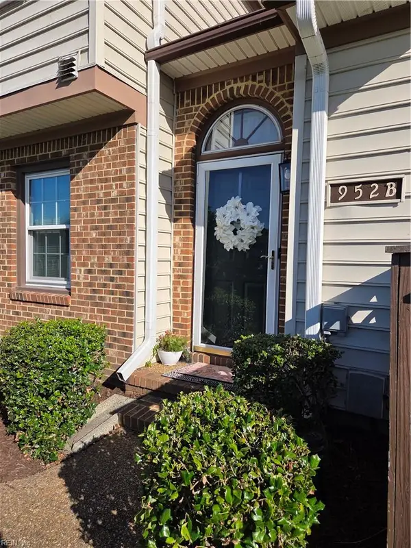 952 Saint Andrews Reach #B, Chesapeake, VA 23320
