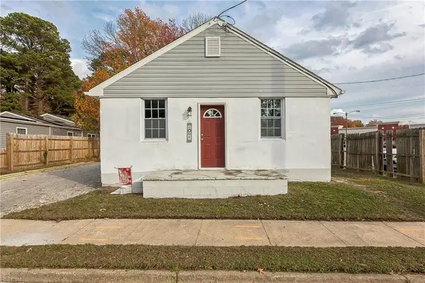208 Woodland Road, Hampton, VA 23669